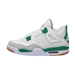 Air Jordan 4 Retro SB "Pine Green"