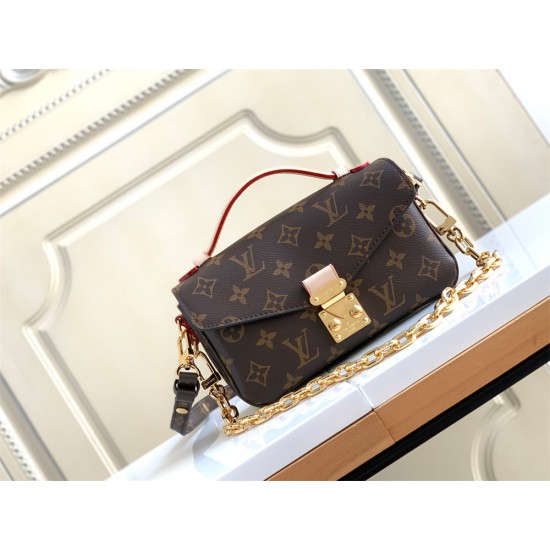 LOUIS VUITTON Pochette Métis East West M46279