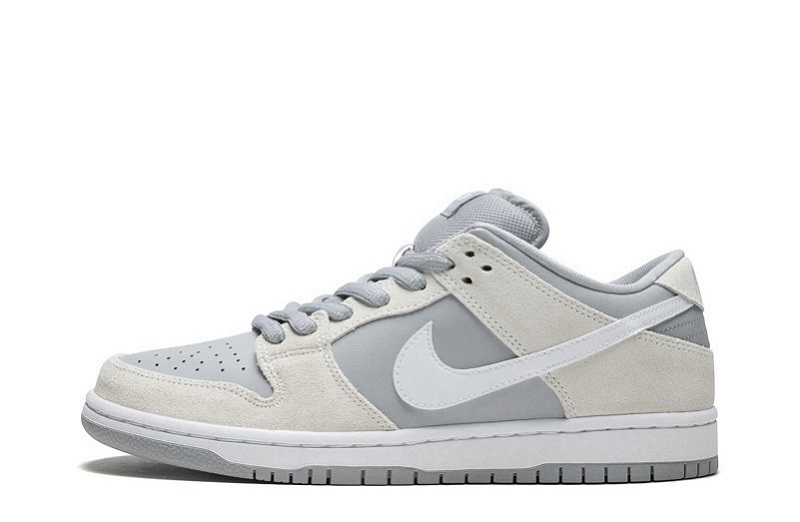 SB Dunk Low Summit White Reps (1)