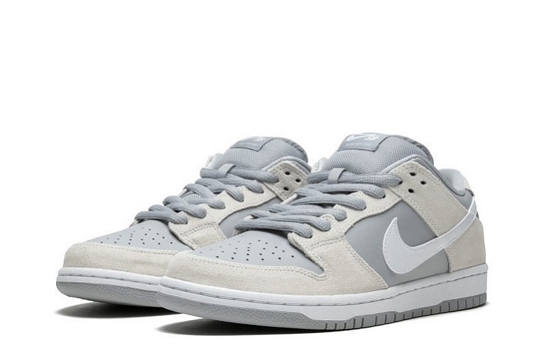 SB Dunk Low Summit White Reps (2)