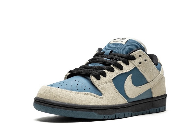 SB Dunk Low Pro Thunderstorm Reps (4)