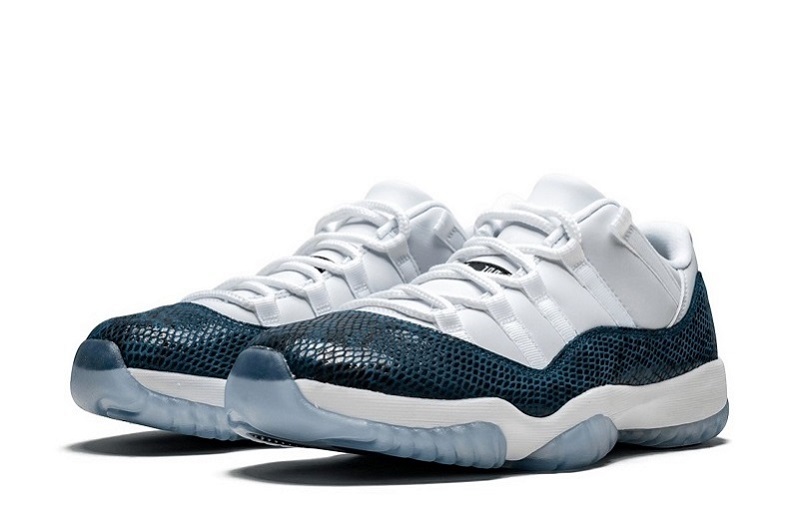 Air Jordan 11 Retro Low LE Blue Snakeskin Reps (2)