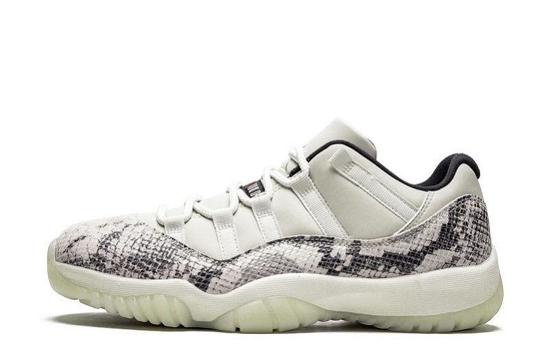 Air Jordan 11 Retro Low Light Bone Snakeskin Reps (1)