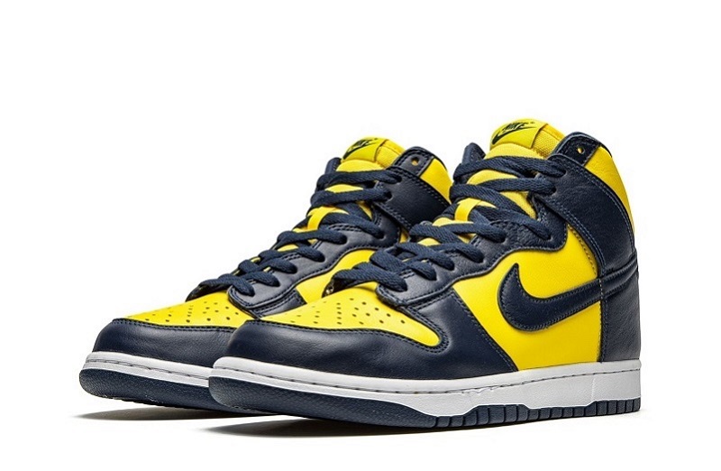 Dunks High SP Michigan Reps (2)