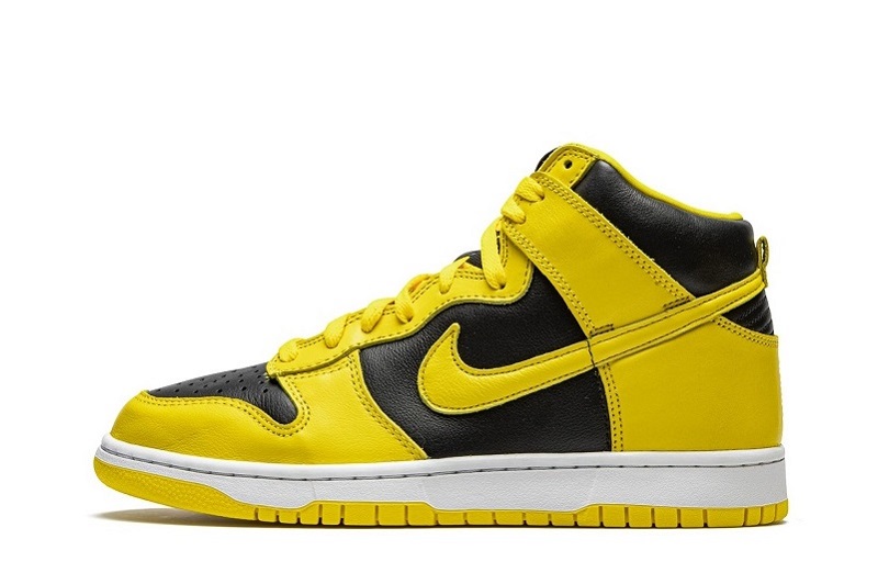 Dunks High SP Varsity Maize Reps (1)