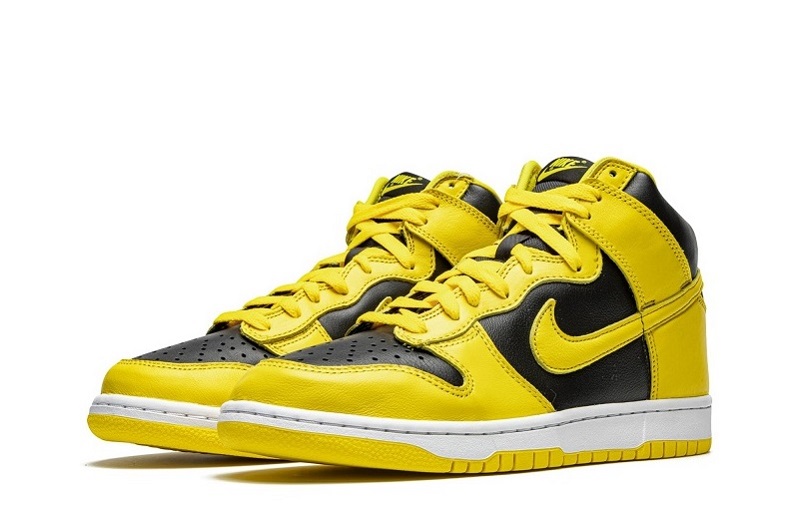 Dunks High SP Varsity Maize Reps (2)