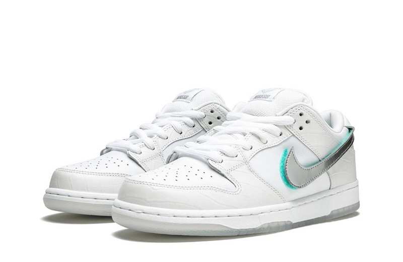 SB Dunk Low Pro OG QS Diamond White Reps (2)