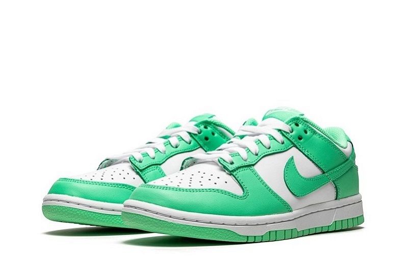 Dunk Low Green Glow Reps for Sale (2)