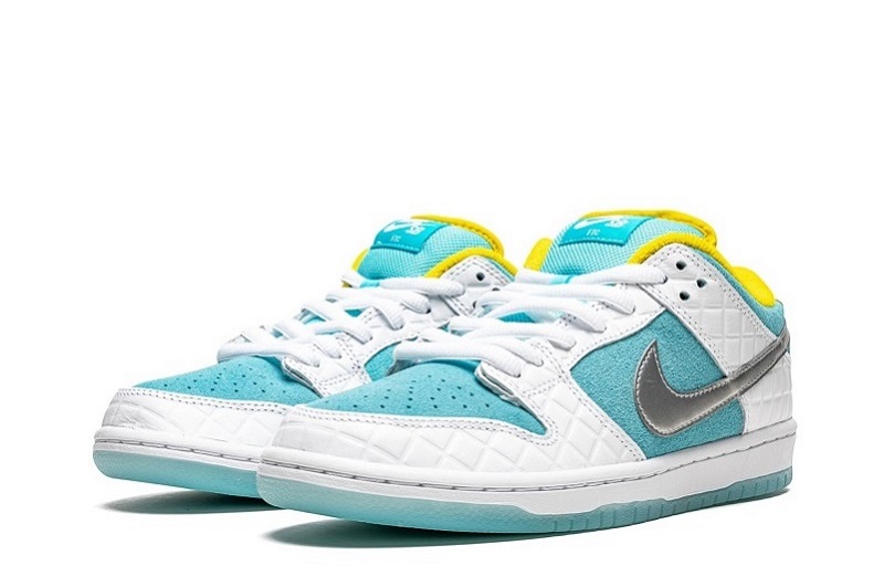 FTC SB Dunk Low Lagoon Pulse Reps for Sale (2)