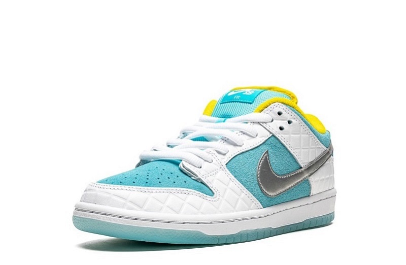 FTC SB Dunk Low Lagoon Pulse Reps for Sale (4)