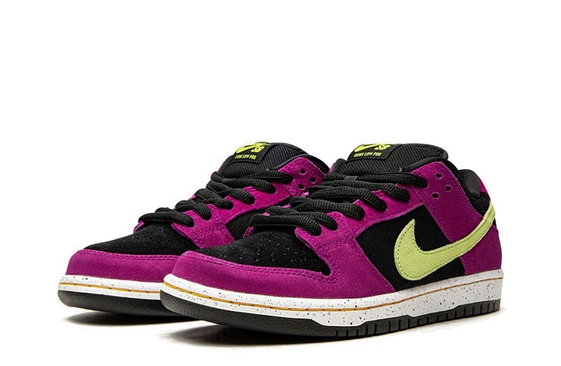 Nike SB Dunk Low Red Plum Reps (2)