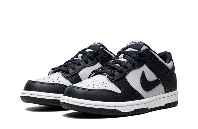 Nike Dunk Low Georgetown Reps (2)