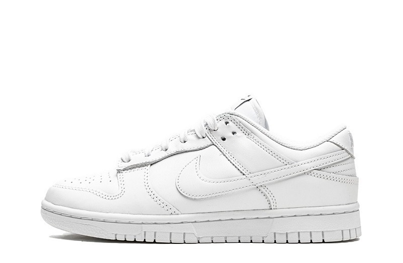 Dunk Low Triple White Reps (1)