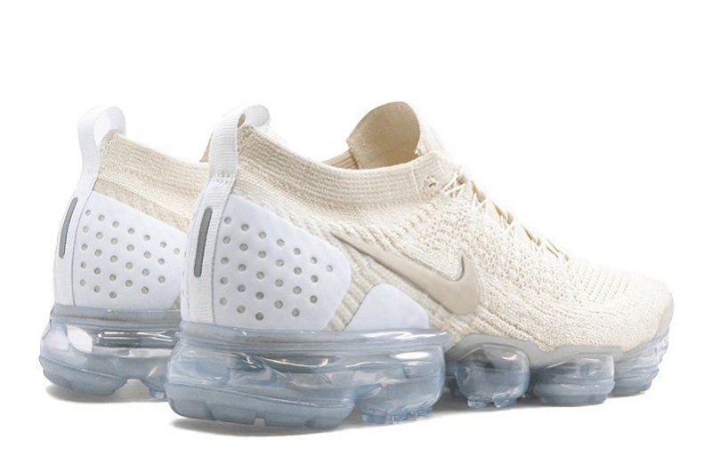 Air VaporMax Flyknit 2.0 Light Cream Reps (3)