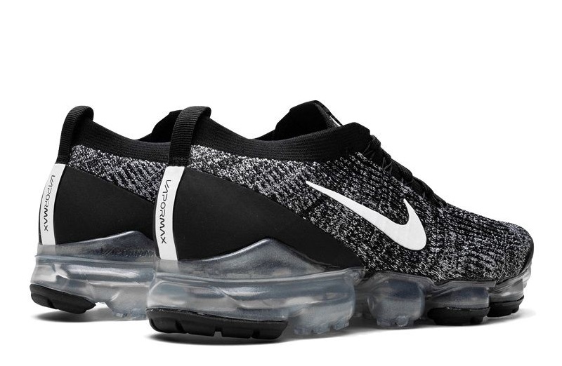 Air VaporMax Flyknit 3.0 Oreo Reps (3)