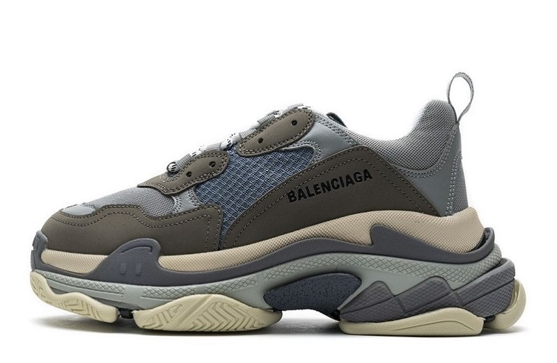 Balenciaga Triple S Grey Reps (1)