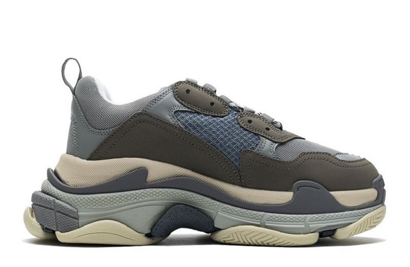 Balenciaga Triple S Grey Reps (2)