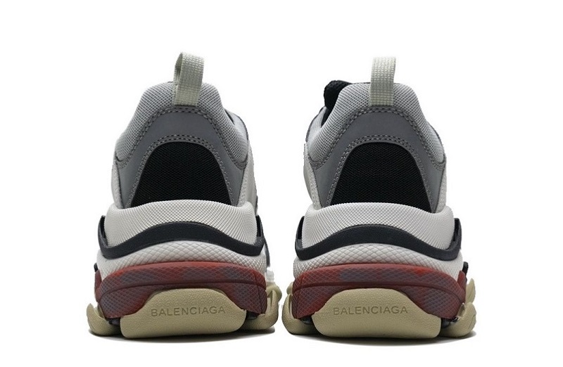 Balenciaga Triple S Grey Silver Reps (5)