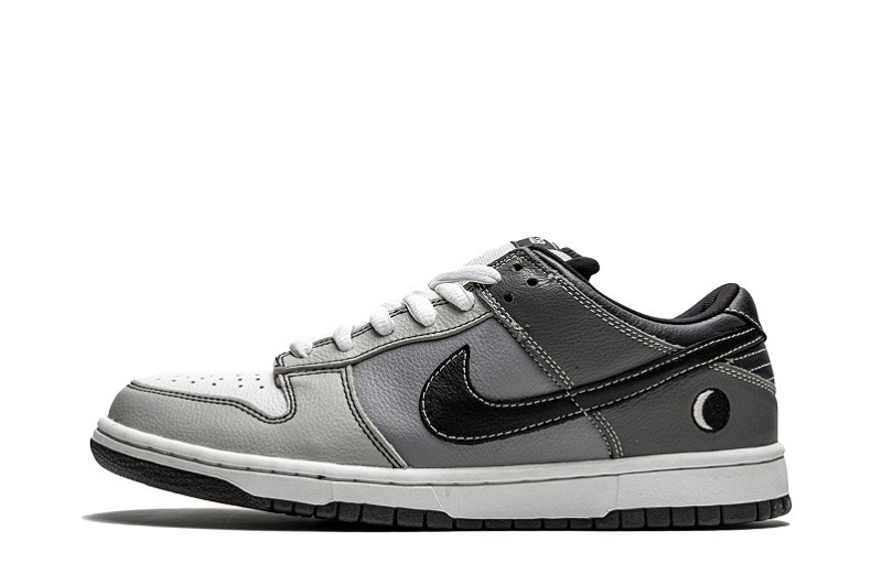 Nike SB Dunk Low Lunar Eclipse West Reps (1)