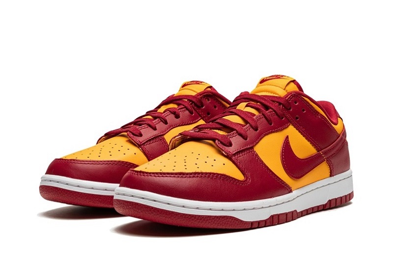 Nike Low Dunks Midas Gold Reps (2)