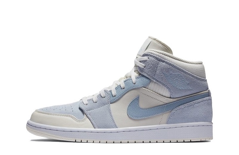 Air Jordan 1 Sail Light Blue Reps Mid SE Sneakers (1)