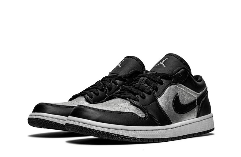 Air Jordan 1 Silver Toe Reps Low Sneakers (2)