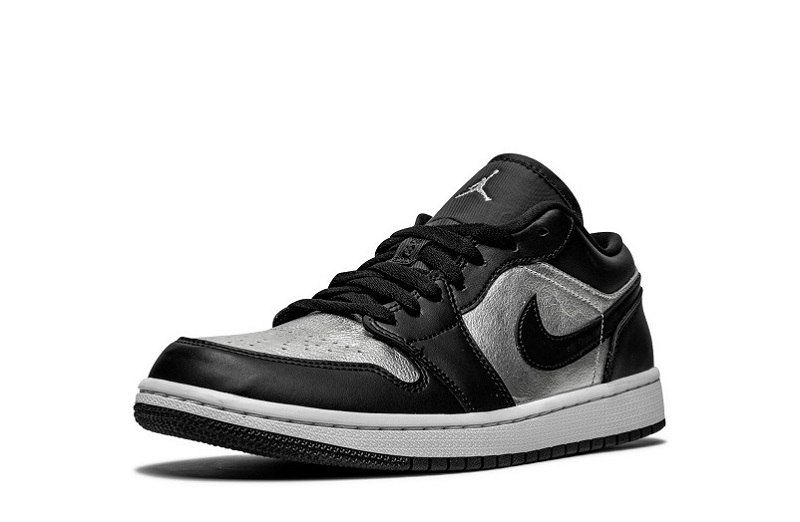 Air Jordan 1 Silver Toe Reps Low Sneakers (4)