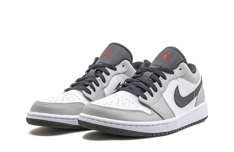 Air Jordan 1 Light Smoke Grey Reps Low Shoes (2)