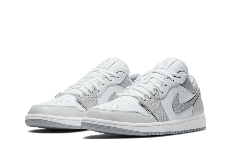 Air Jordan 1 Elephant Print Reps Low Sneakers (3)