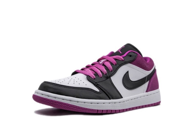 Air Jordan 1 Fuchsia Reps Low Sneakers (4)