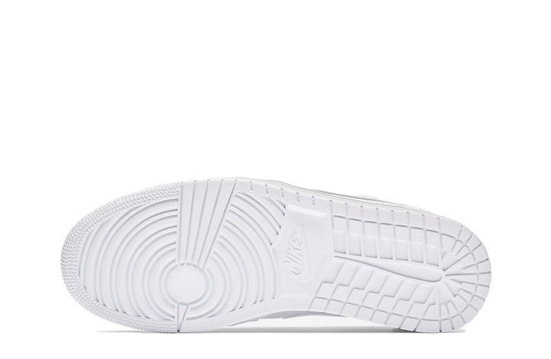 Air Jordan 1 Triple White Reps Low Shoes Online (5)