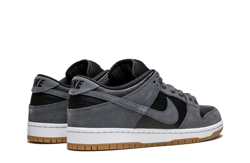 SB Dunk Low Dark Grey Reps (3)