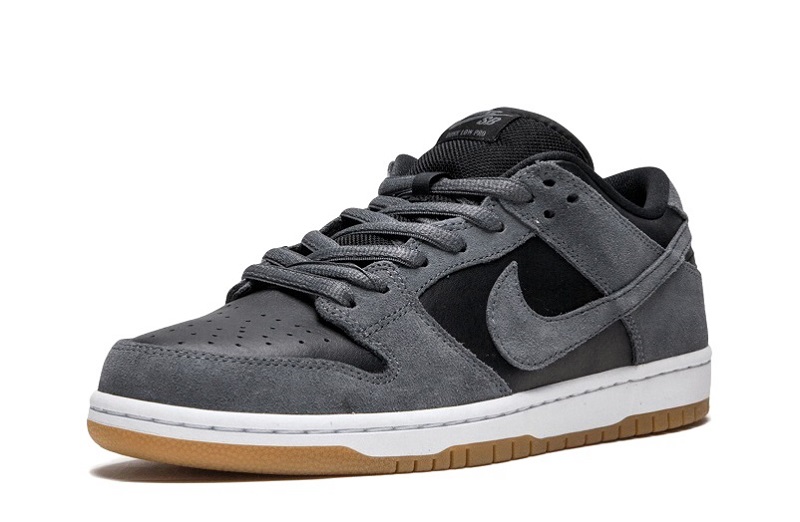 SB Dunk Low Dark Grey Reps (4)