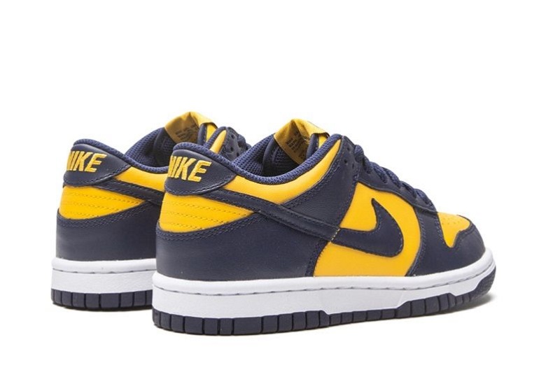 Dunk Low Michigan Reps (3)