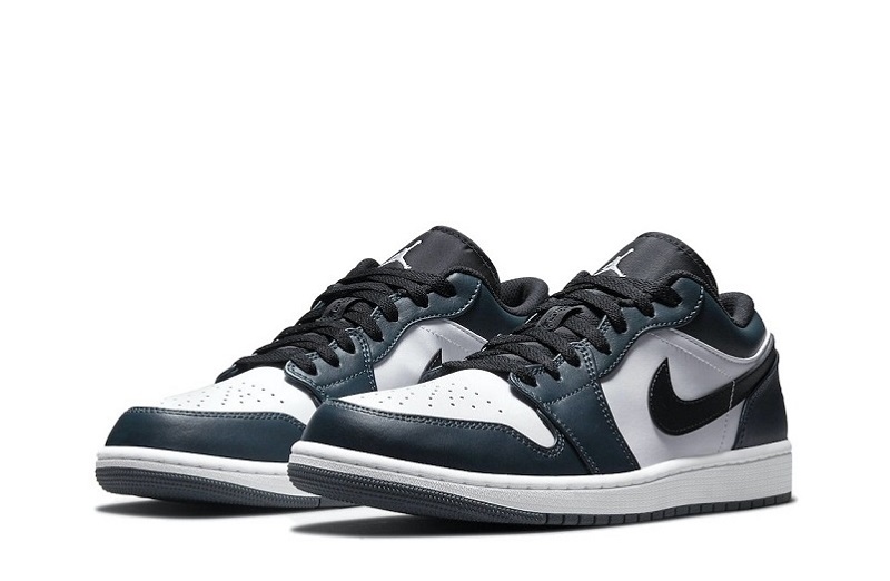 Air Jordan 1 Dark Teal Reps Low Sneakers (3)