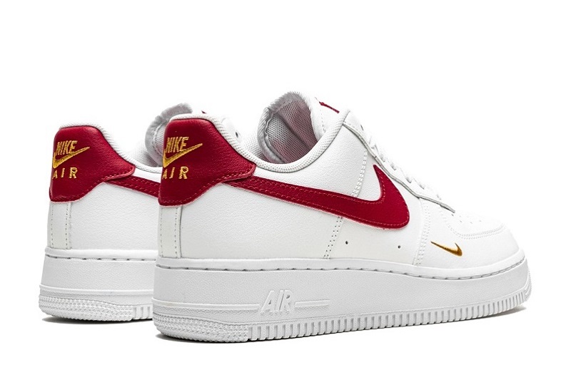 Air Force 1 ’07 Essential White Gym Red Reps (3)