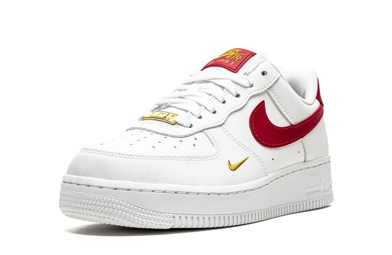 Air Force 1 ’07 Essential White Gym Red Reps (4)