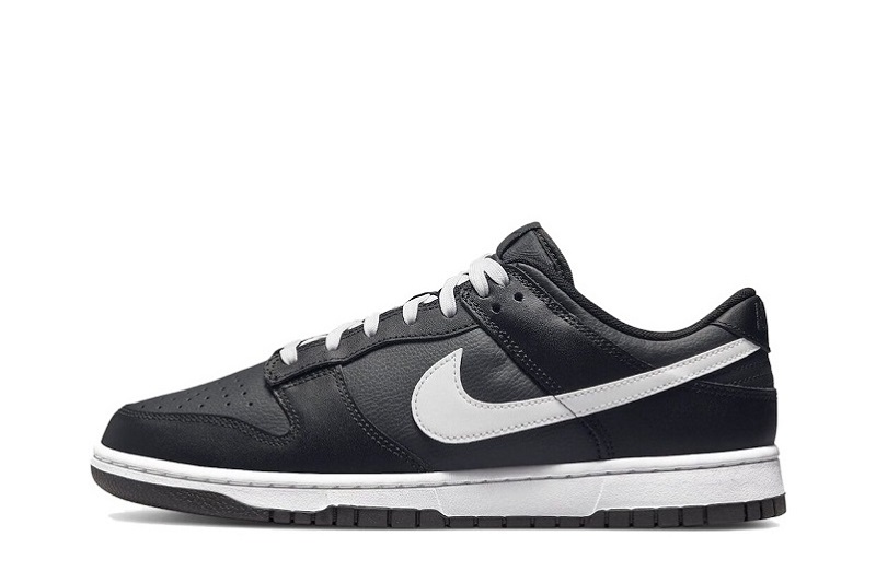 SB Dunk Low Black/White Reps for Sale (1)