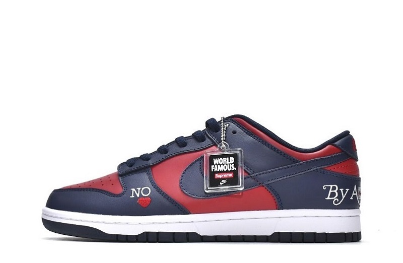 Supreme SB Dunks Low Blue Red Reps (1)