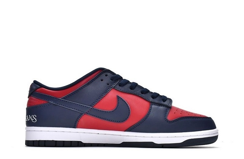 Supreme SB Dunks Low Blue Red Reps (2)