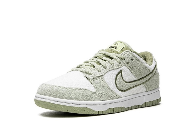 Dunk Low WMNS Fleece Pack Honeydew Reps (4)