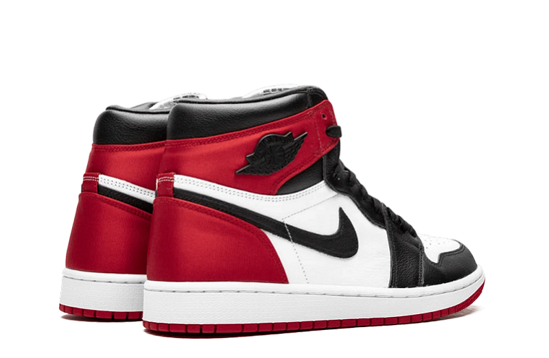 Wmns Air Jordan 1 Retro High Satin Black Toe Reps (3)