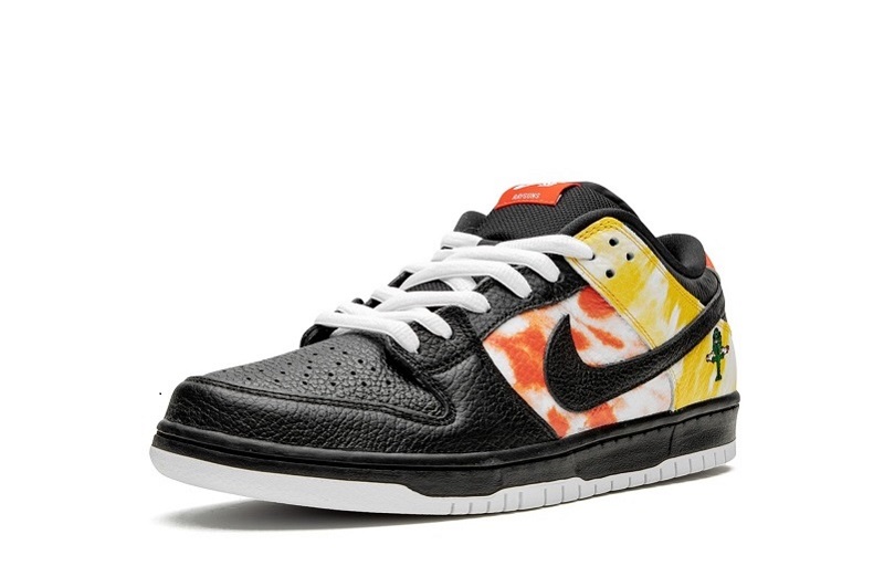 SB Dunk Low Raygun Tie-Dye Reps (5)