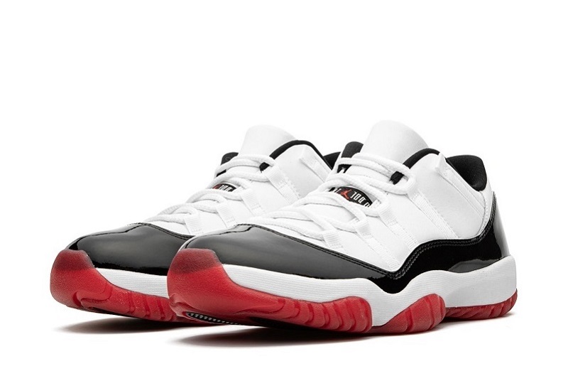 Air Jordan 11 Low White Bred Reps (2)