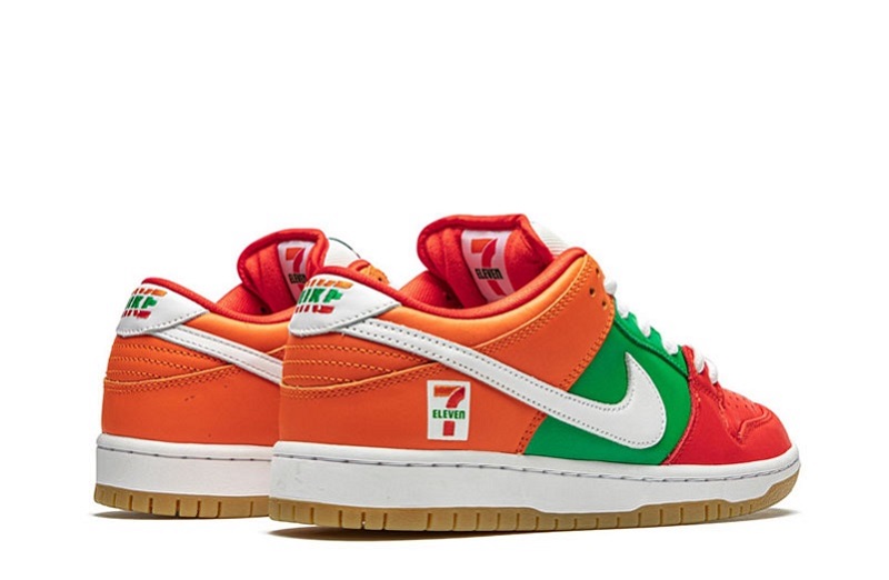 SB Dunk Low 7 Eleven Reps (3)