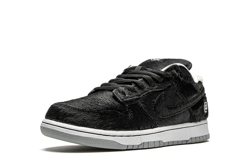 Medicom Toy x SB Dunk Low Black White Reps (4)