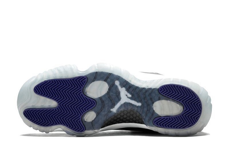 Air Jordan 11 Retro Low Concord Reps  (5)