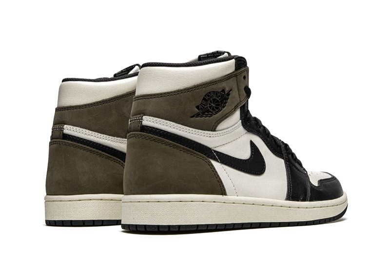 Air Jordan 1 High OG Dark Mocha Reps (3)