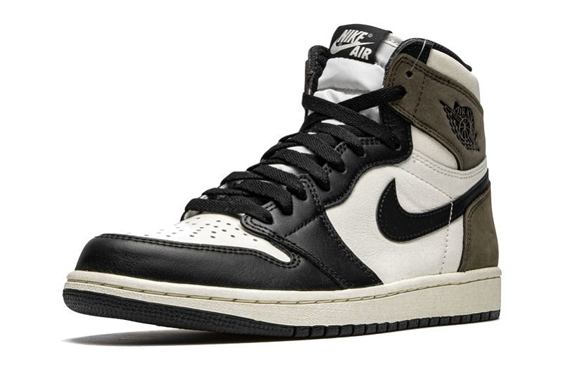 Air Jordan 1 High OG Dark Mocha Reps (4)