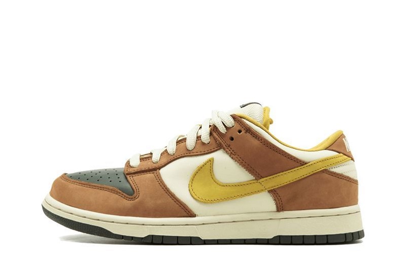 Dunk SB Low Vapour Mineral Yellow Reps (1)